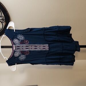 Knox Rose Boho Blouse Floral Embroidered Hi Low Hem Euc